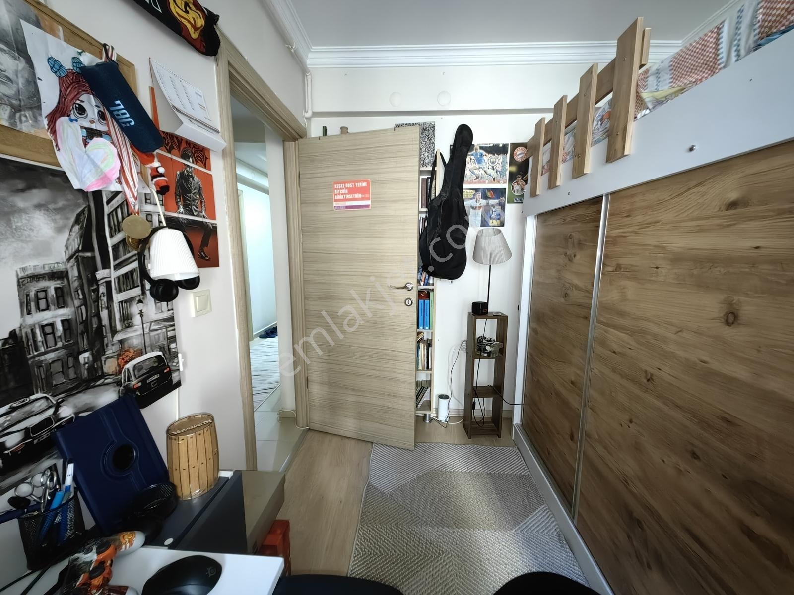 Karşıyaka Cumhuriyet Mahallesinde Satılık 2+1 Daire — fotoğraf 18