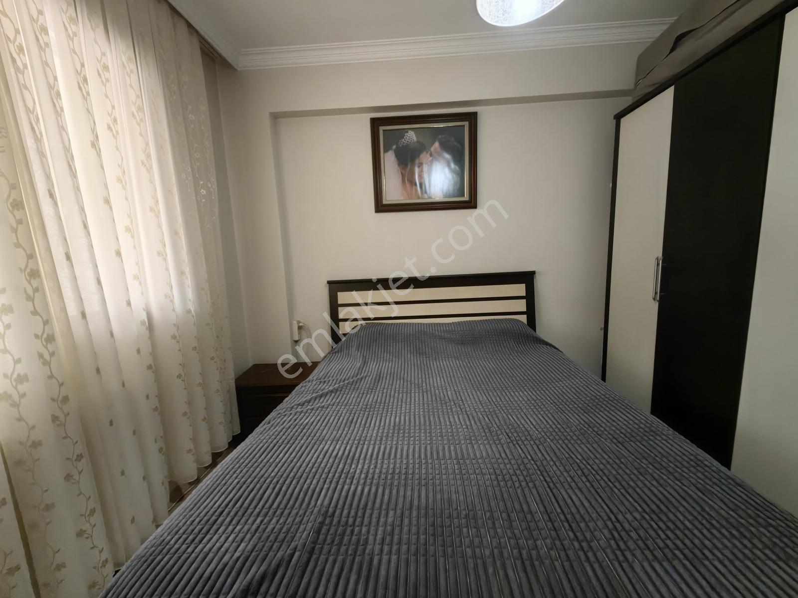 Karşıyaka Cumhuriyet Mahallesinde Satılık 2+1 Daire — fotoğraf 19