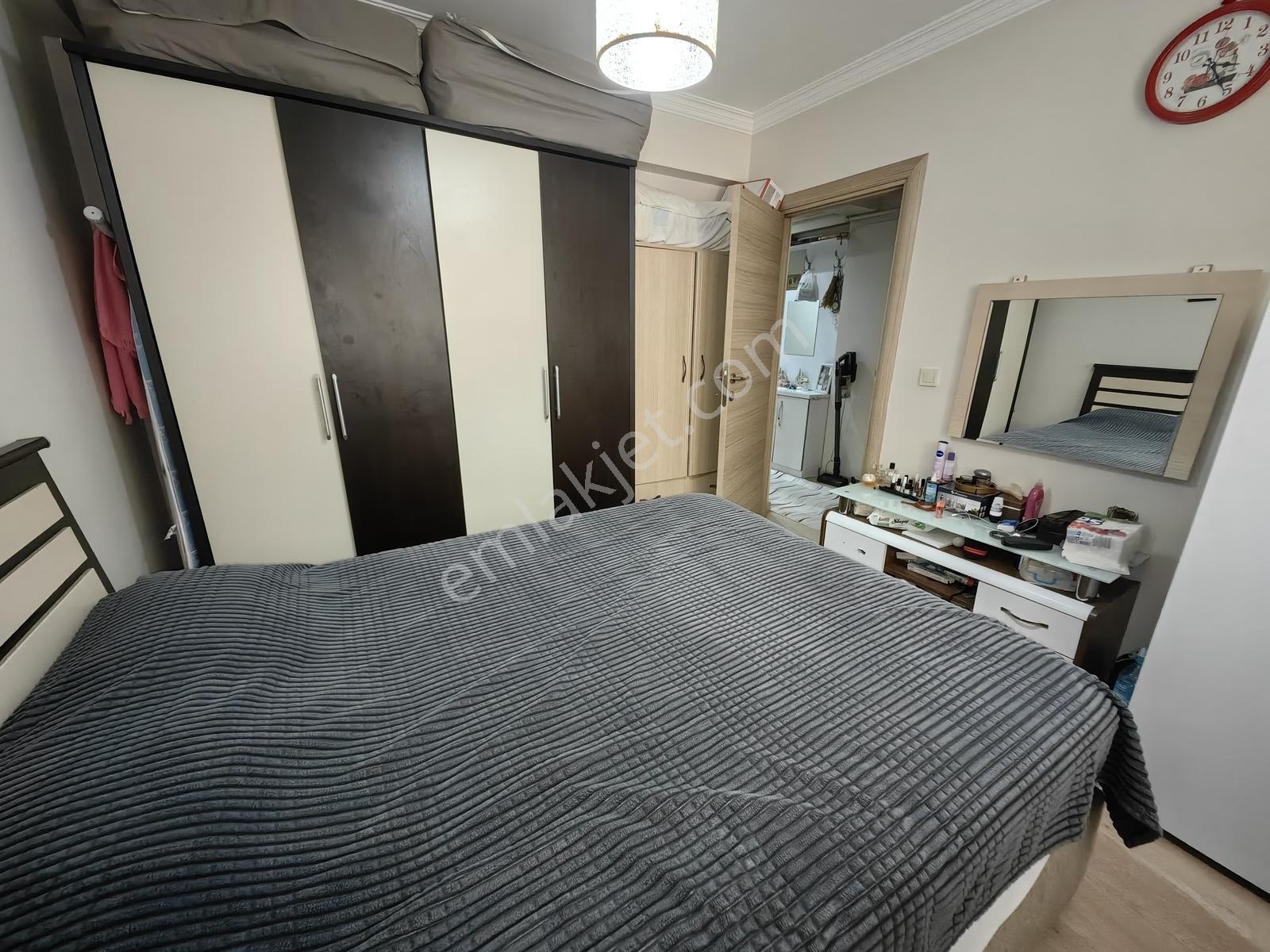 Karşıyaka Cumhuriyet Mahallesinde Satılık 2+1 Daire — fotoğraf 23