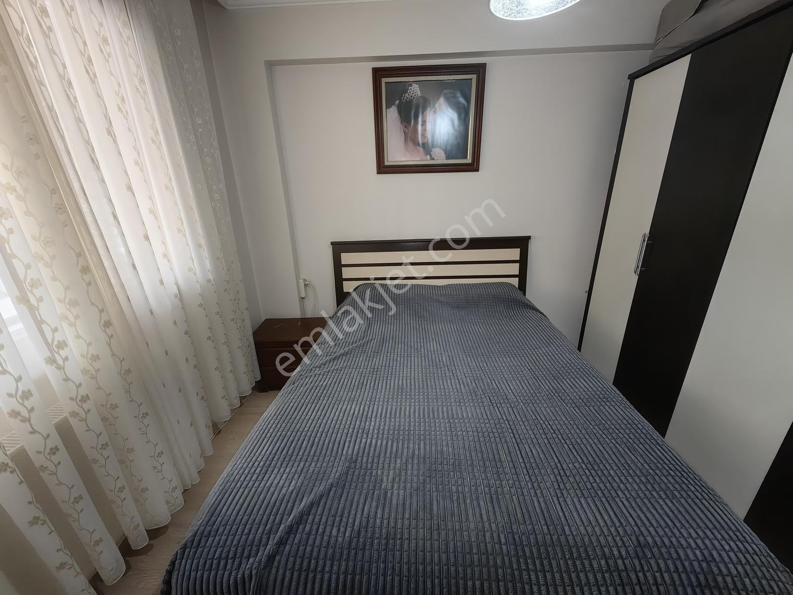 Karşıyaka Cumhuriyet Mahallesinde Satılık 2+1 Daire — fotoğraf 24