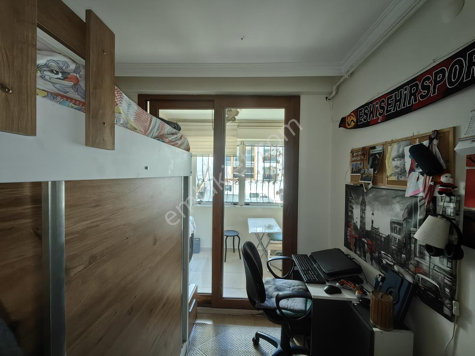 Karşıyaka Cumhuriyet Mahallesinde Satılık 2+1 Daire — fotoğraf 31
