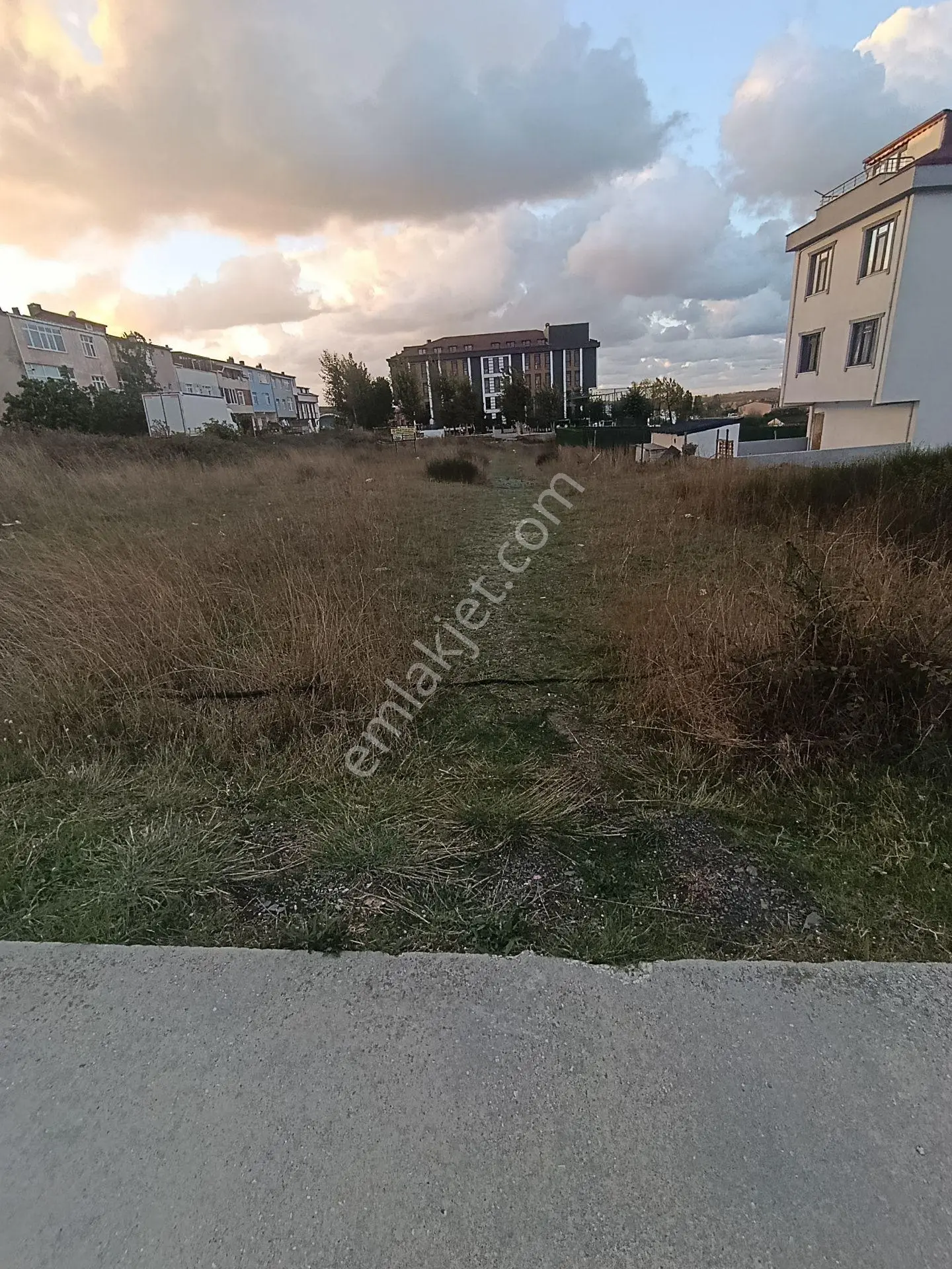 Her Türlü Takasa Açık!!! Arnavutköy Yavuzselimde Cadde Üzeri Satılık İnşaatlık Arsa — fotoğraf 2