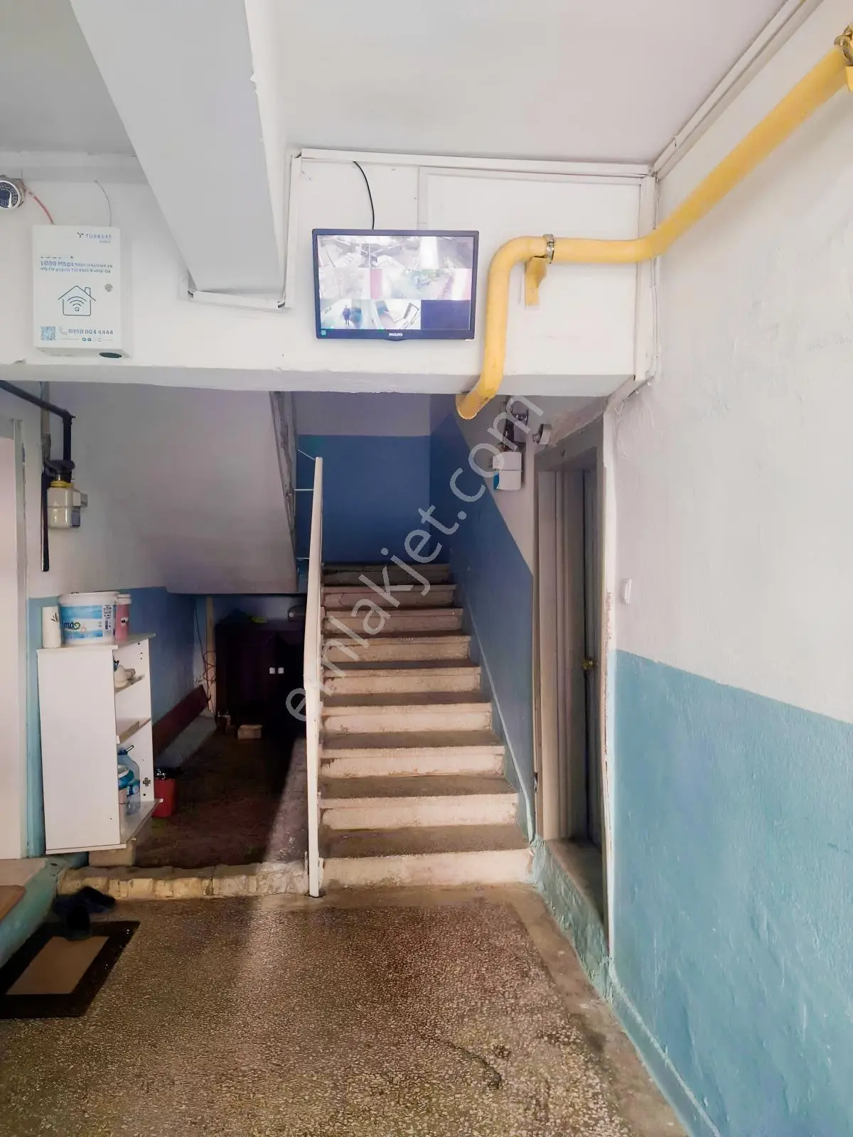 Mevlana Mahallesinde Satılık 3+1 Ara Kat Daire