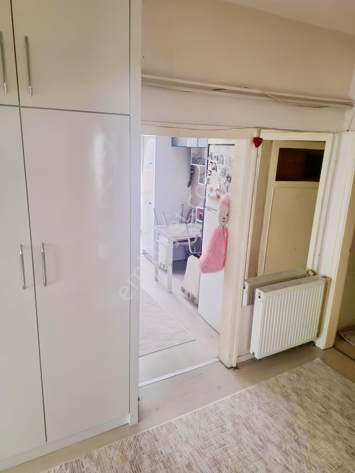 Mevlana Mahallesinde Satılık 3+1 Ara Kat Daire — fotoğraf 6