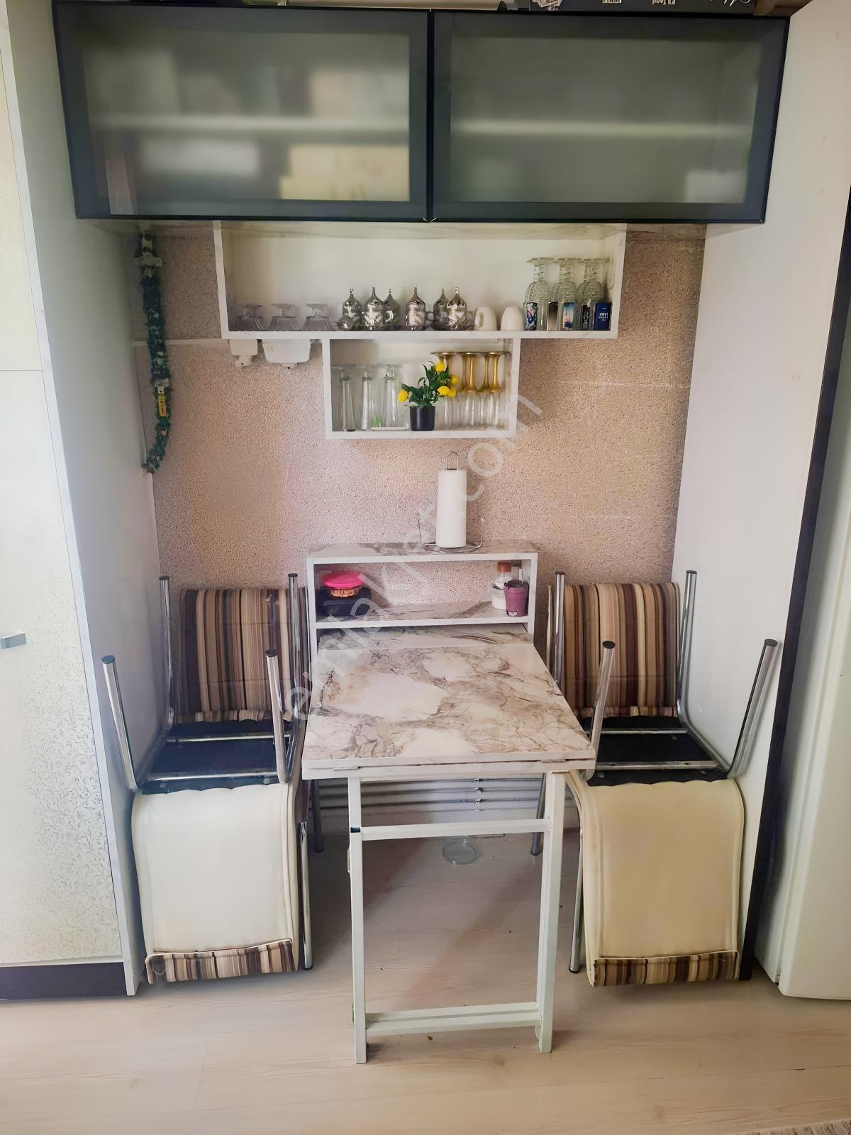 Mevlana Mahallesinde Satılık 3+1 Ara Kat Daire — fotoğraf 8