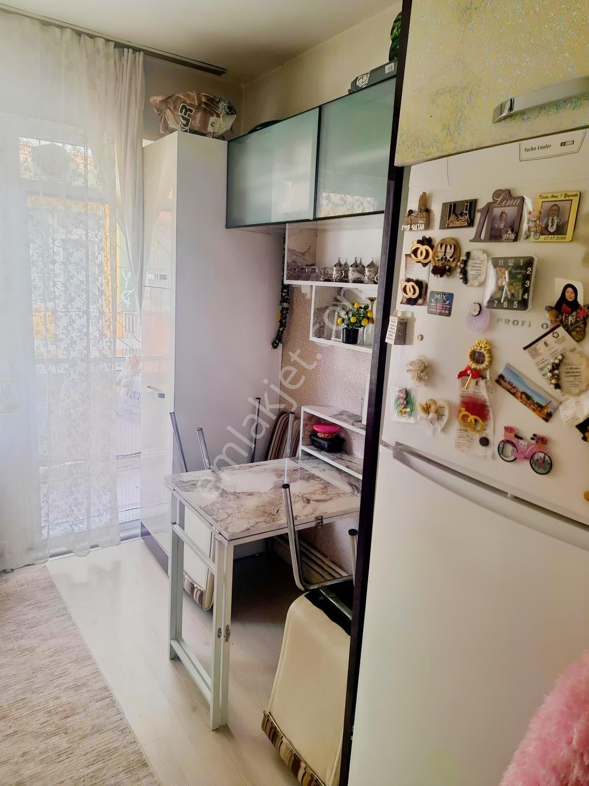 Mevlana Mahallesinde Satılık 3+1 Ara Kat Daire — fotoğraf 15