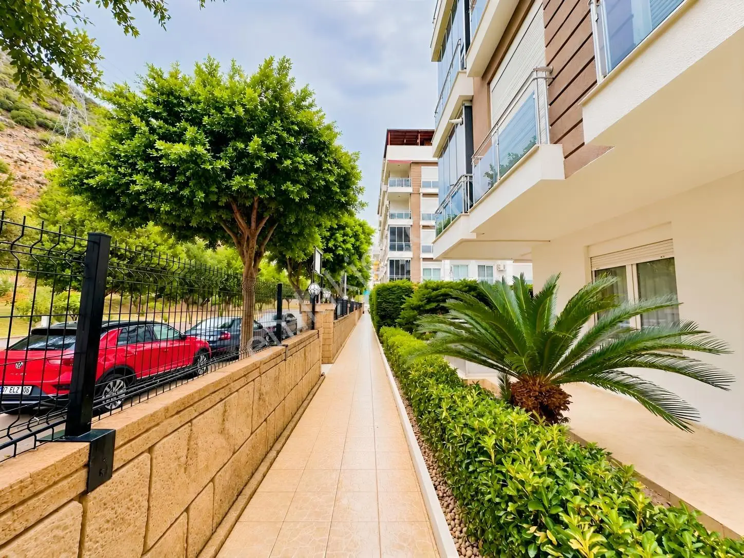 Scala'dan Teraslı Harika Manzaralı Satılık 4+1 — fotoğraf 4