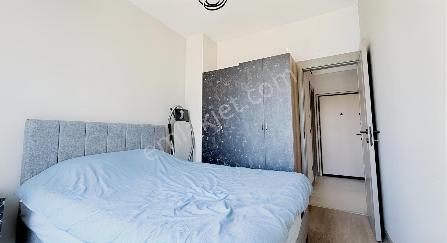 Altıntaş'ın Prestijli Sitesinde Eşyalı Havuz Cepheli Satılık 1+1 — fotoğraf 7