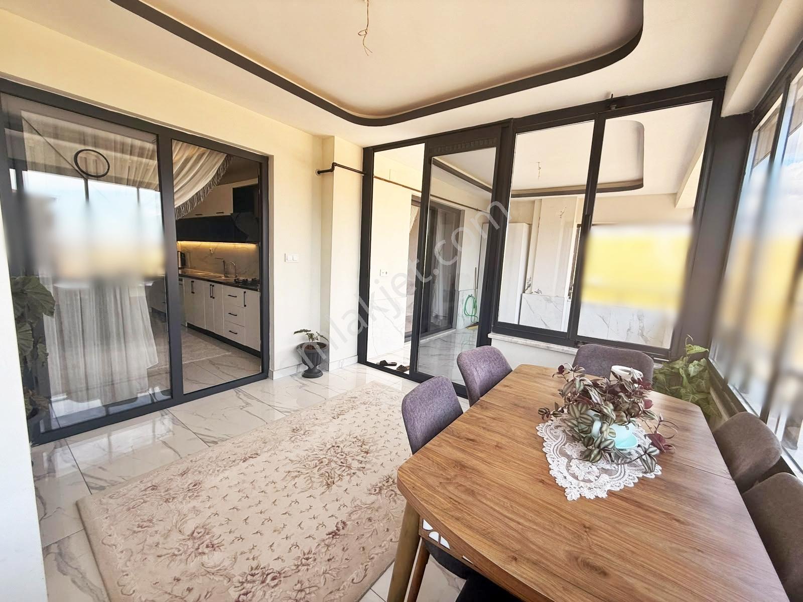 Alpaslan1'de Arakat Masrafsız Geniş Balkon Geniş Oturm Lüx3.5+1 — fotoğraf 7