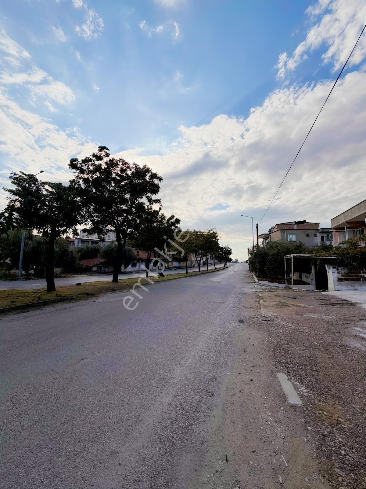 Cumhuriyet Mah. Ring Yolu Yakını 319 M2 Ticari+konut İmarlı Arsa — fotoğraf 3