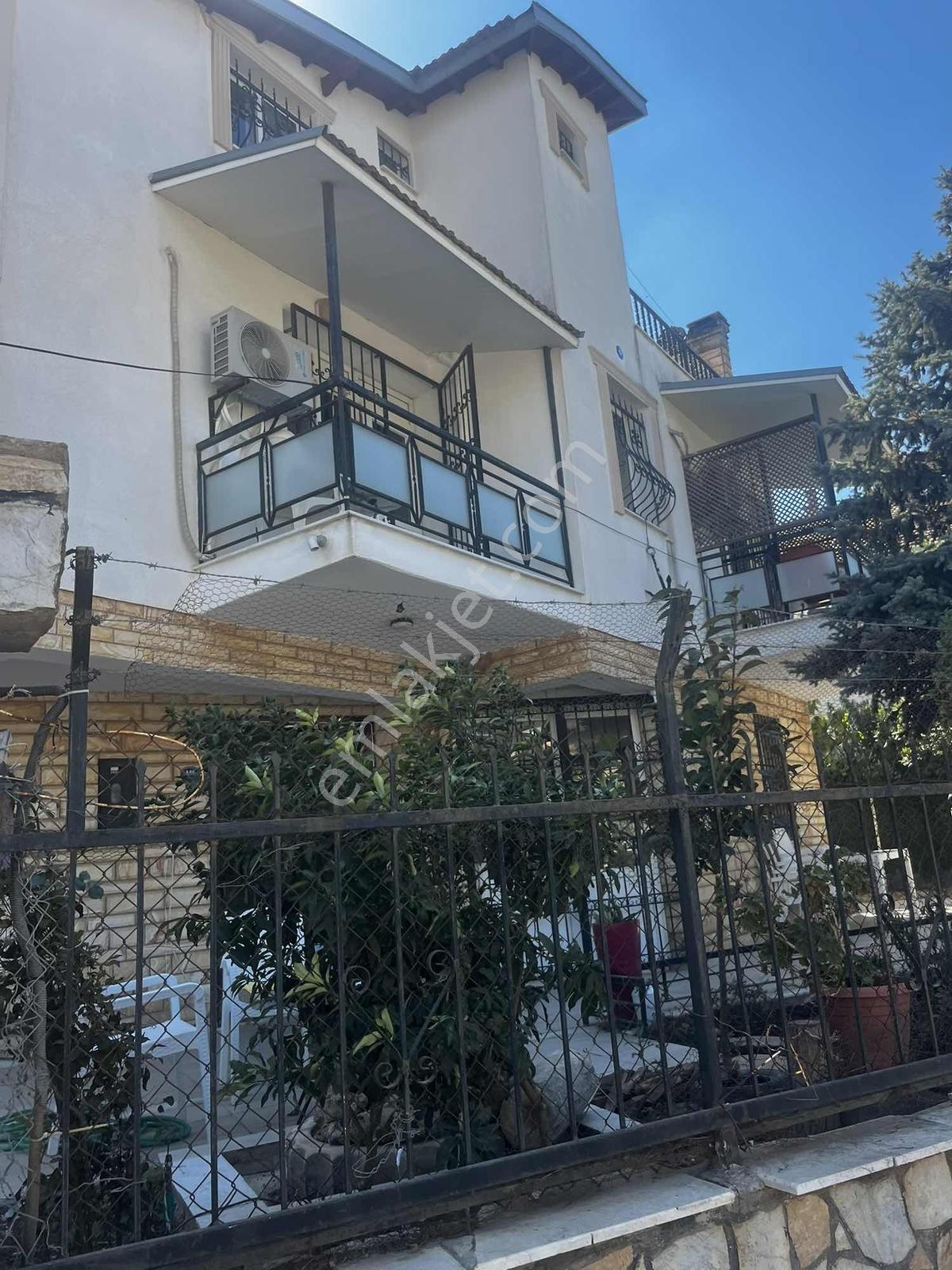 Seferihisar Ürkmez İpekkum 'da Satılık 7+1 Viilla — fotoğraf 4