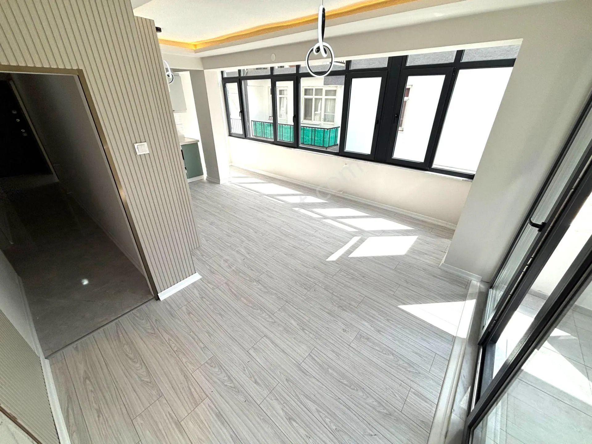 𝄞melodi'den Akçay Merkez'de Böyle Fırsat Yok! Ön Cephe-arakat Denize 300mt Mesafede 2+1 Daire — fotoğraf 15