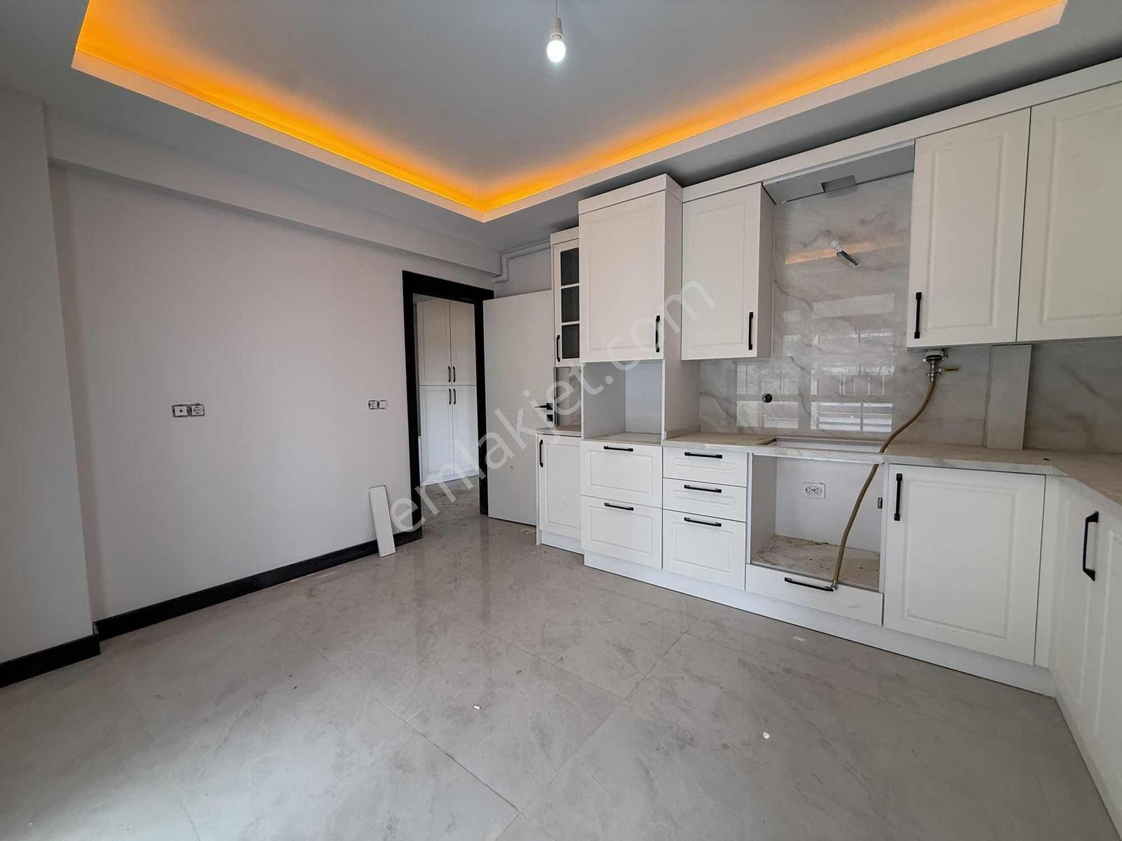 Uygan'dan Muratbey Mah. 120m² 3+1 Müstakil Tadında Daire — fotoğraf 8