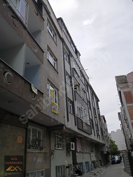 Z. Burnu/merkezefendi Mh. 3+1 ( 1. Kat) Tramvay Durağı Yanında. — fotoğraf 3