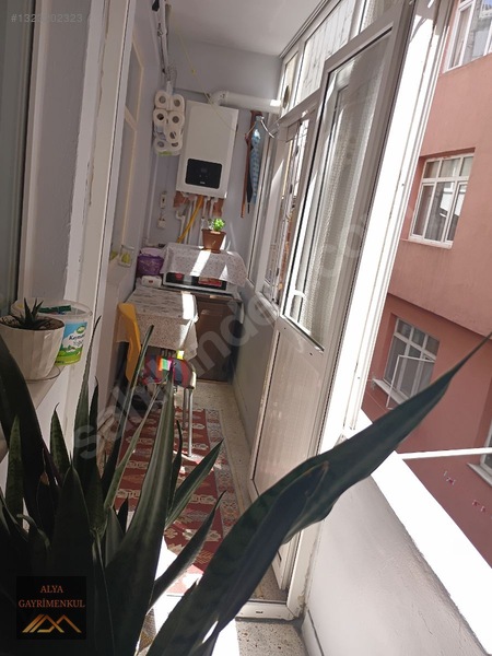 Z. Burnu/merkezefendi Mh. 3+1 ( 1. Kat) Tramvay Durağı Yanında. — fotoğraf 9