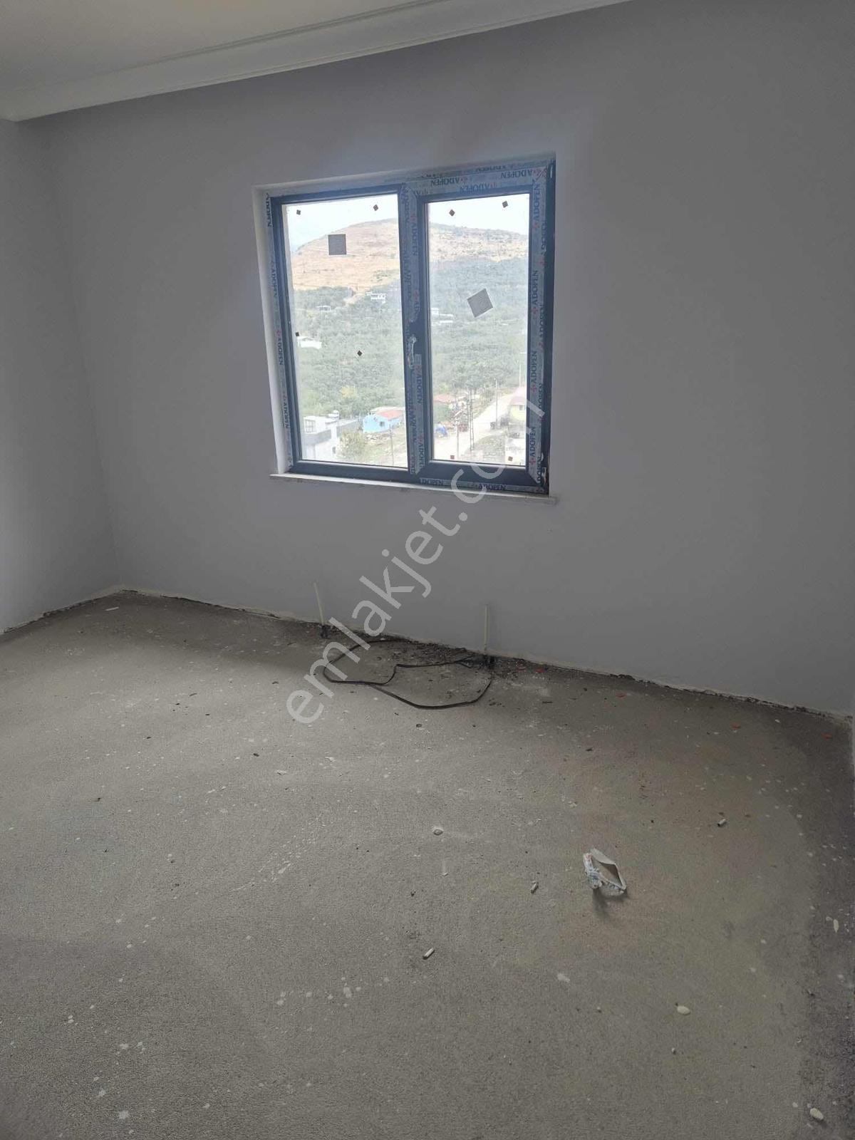 Erdek Site İçi Natamam Satılık 2+1 Daire — fotoğraf 3