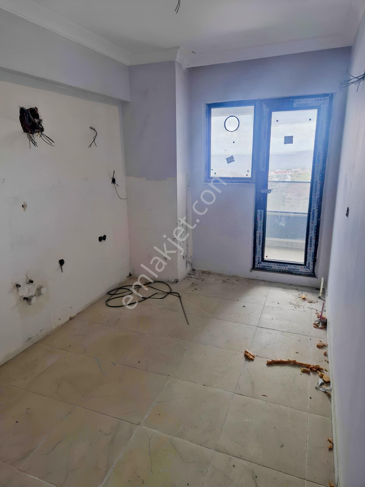 Erdek Site İçi Natamam Satılık 2+1 Daire — fotoğraf 4