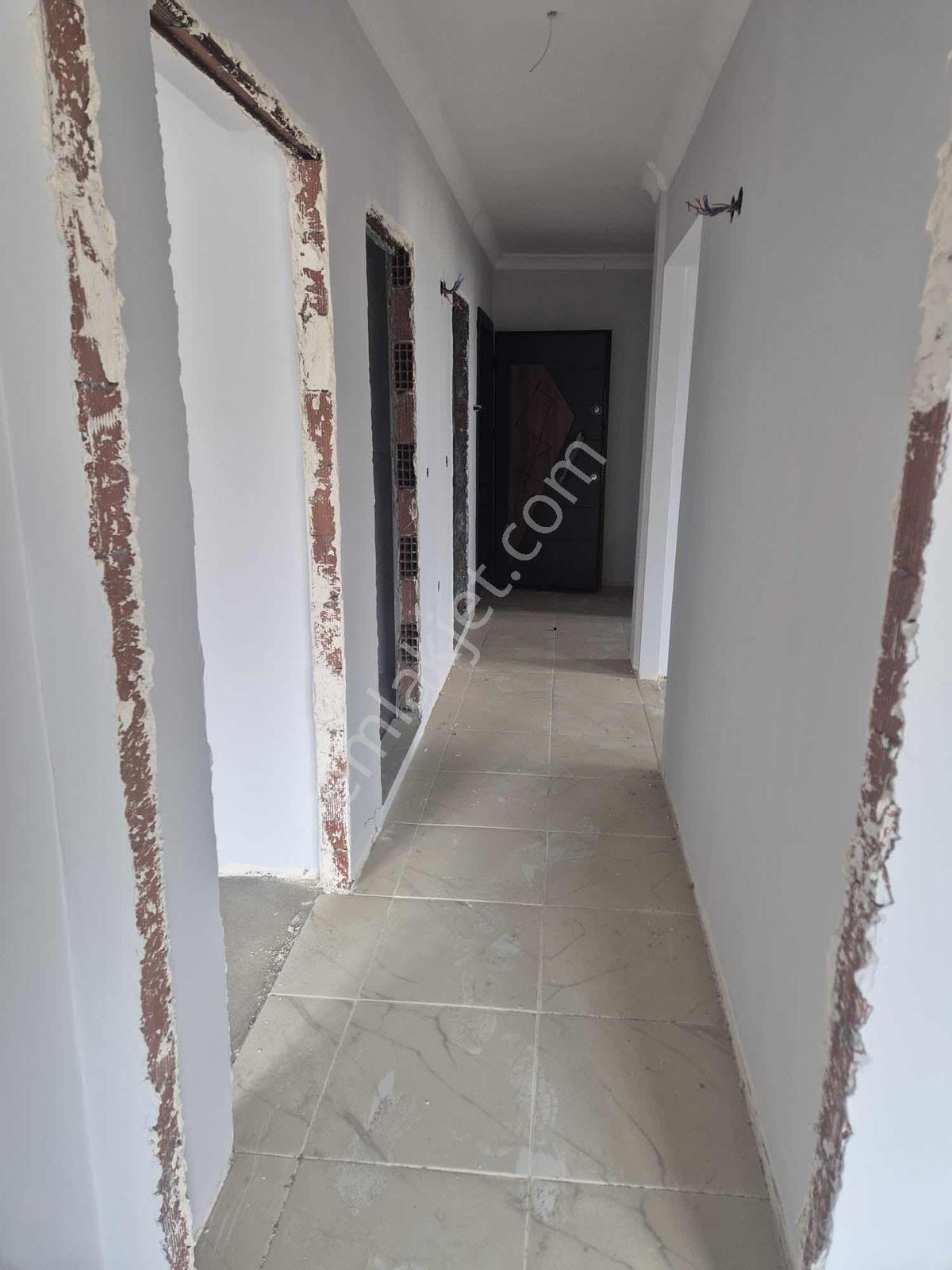 Erdek Site İçi Natamam Satılık 2+1 Daire — fotoğraf 7