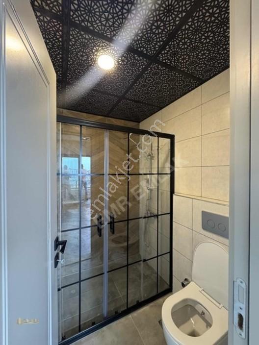 Emr'den Cadde Üzeri Göl Manzaralı 2+1 Lüks Satılık Daire — fotoğraf 16