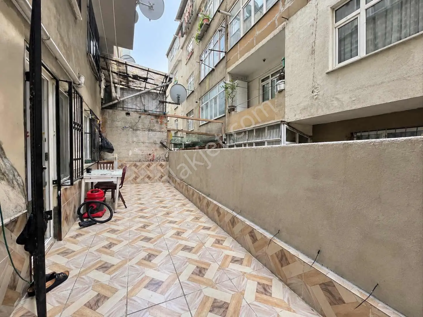 Arzu Emlaktan Esentepe Mah Satılık 2+1 Bahçekat Daire 110m2 — fotoğraf 54