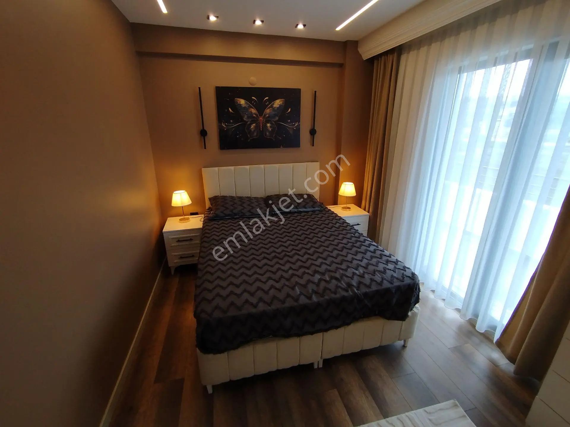 Yeski Emlâk İnşaattan Satılık Eşyalı 1+1 Daireler — fotoğraf 37
