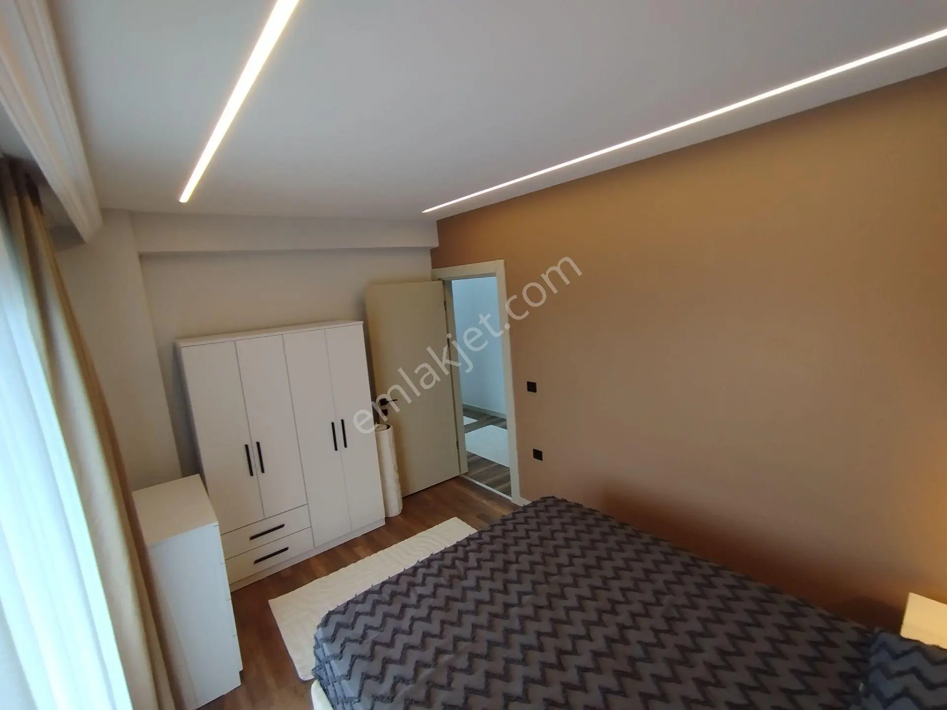 Yeski Emlâk İnşaattan Satılık Eşyalı 1+1 Daireler — fotoğraf 38