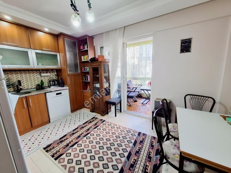 Karaman Akkonak Gezek Yatağı Cami Yakını Satılık Geniş 3+1 Daire — fotoğraf 3
