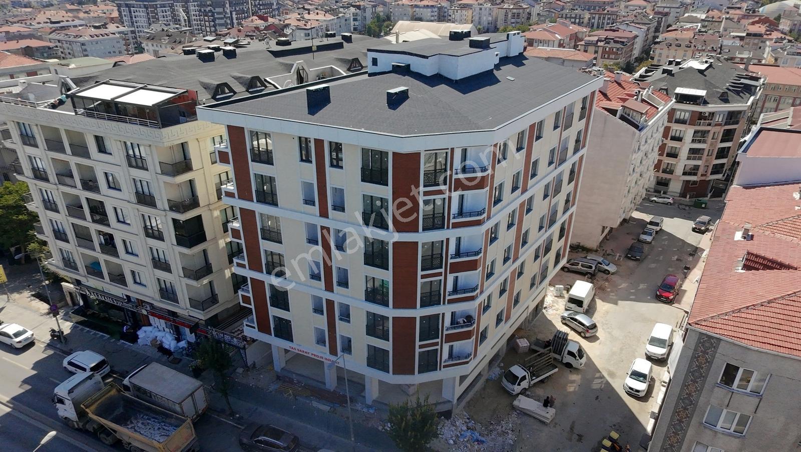 Family' Den Mahmutbey Caddesinde 2+1 Satılık Sıfır Lüx Daire