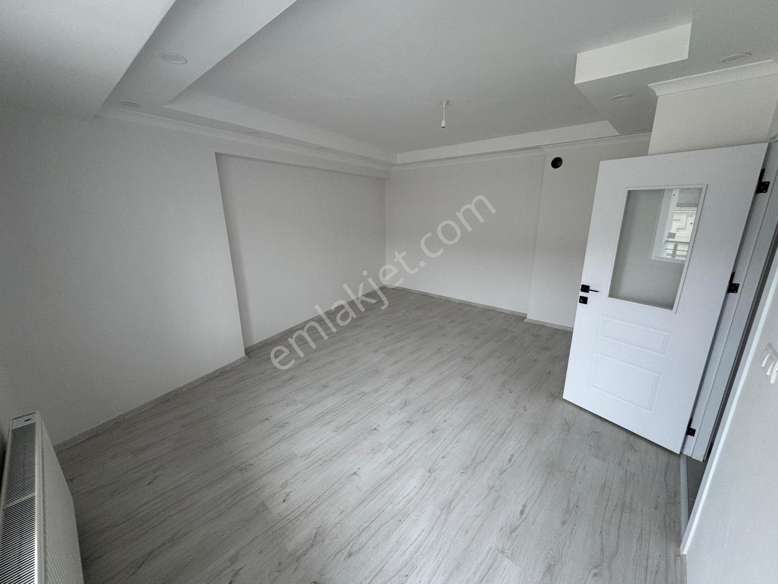 Family' Den Mahmutbey Caddesinde 2+1 Satılık Sıfır Lüx Daire — fotoğraf 5