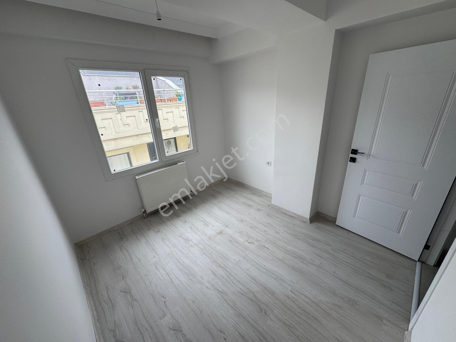 Family' Den Mahmutbey Caddesinde 2+1 Satılık Sıfır Lüx Daire — fotoğraf 17