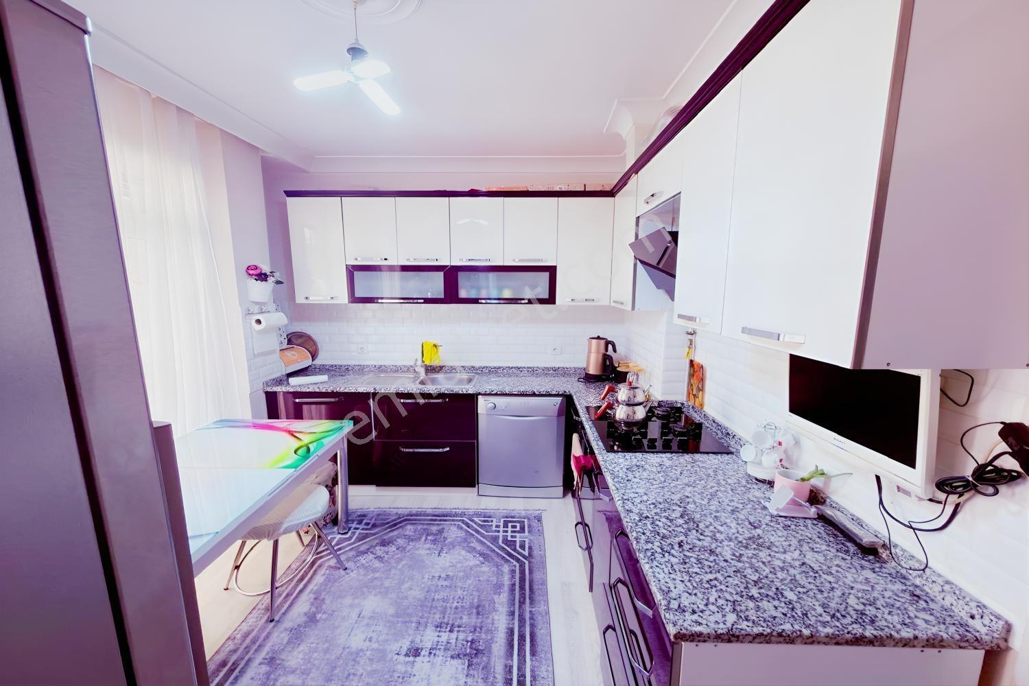 Esertepe'de Çambaşı Cadde Dibi Düz Giriş Full Yapılı 3+1 Daire — fotoğraf 2