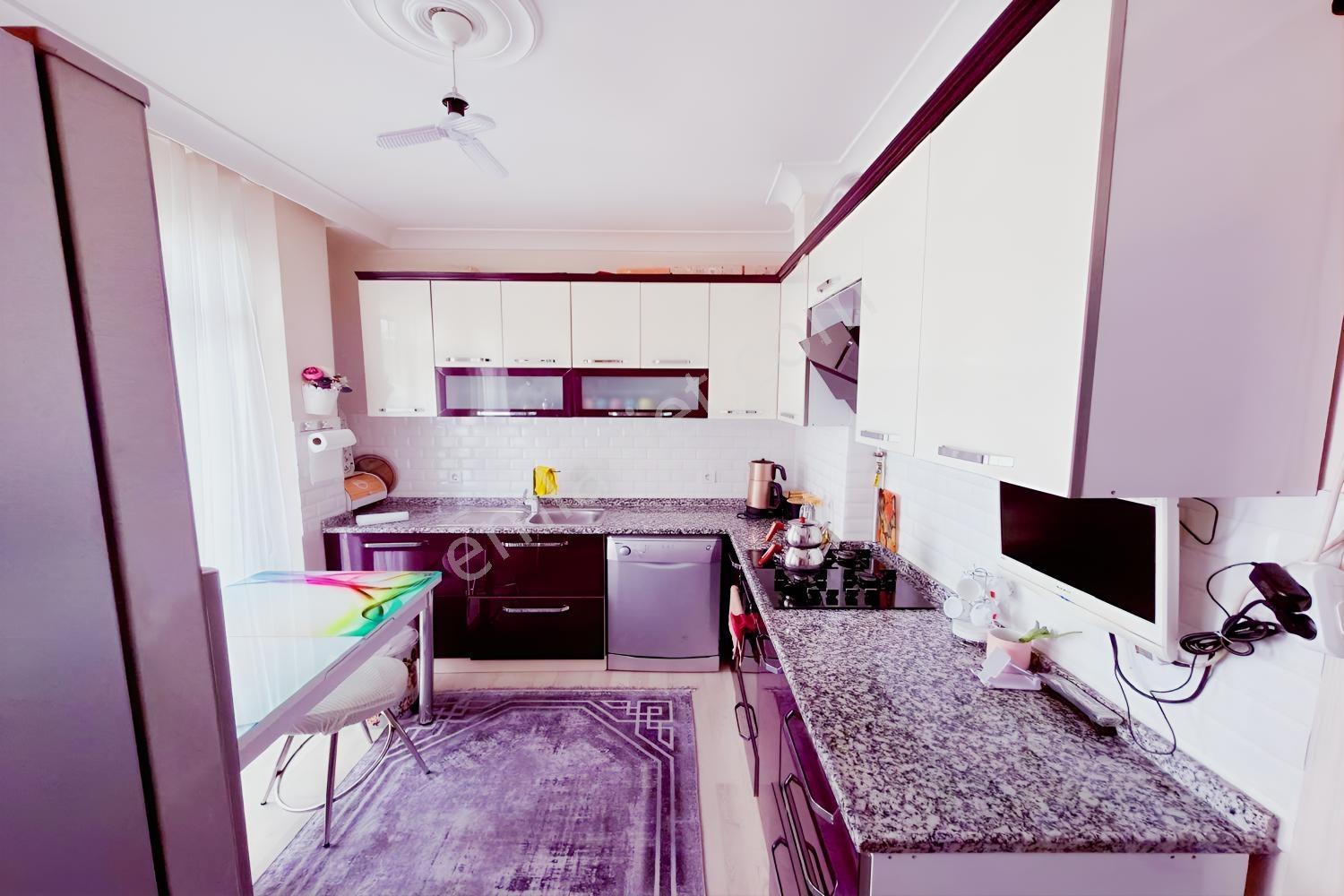 Esertepe'de Çambaşı Cadde Dibi Düz Giriş Full Yapılı 3+1 Daire — fotoğraf 8