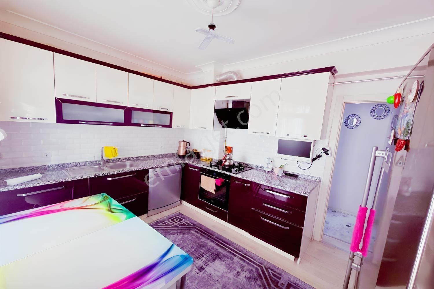 Esertepe'de Çambaşı Cadde Dibi Düz Giriş Full Yapılı 3+1 Daire — fotoğraf 9