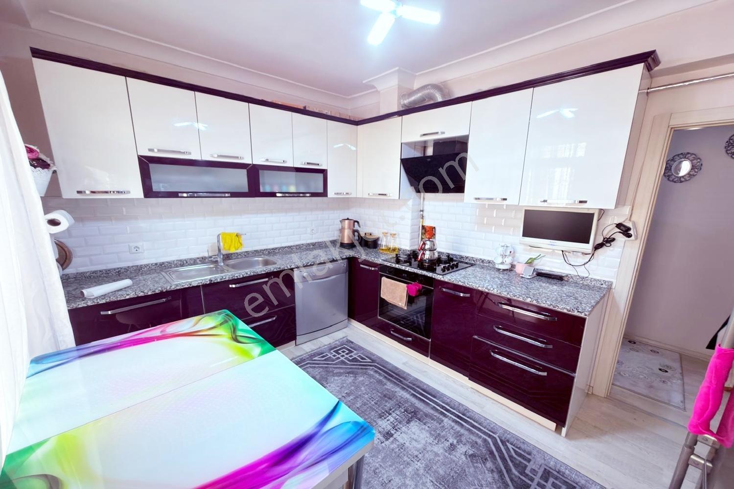Esertepe'de Çambaşı Cadde Dibi Düz Giriş Full Yapılı 3+1 Daire — fotoğraf 32
