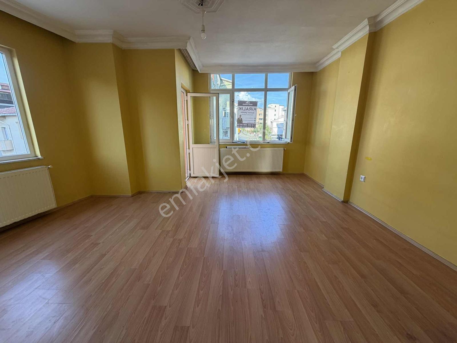 Ümraniye Ademyavuz Metroya 5dk 1+1 Arakat 65m2 Satılık Daire!! — fotoğraf 2