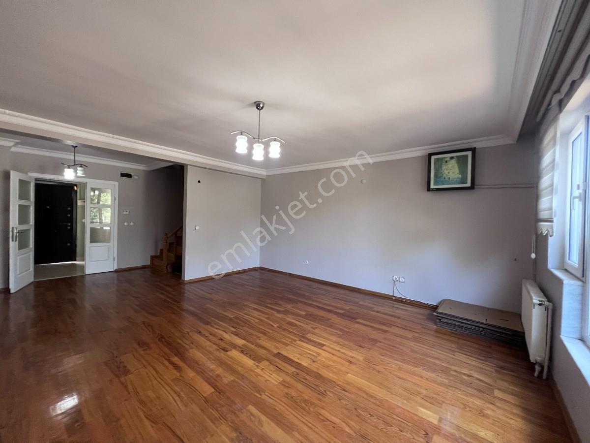 Küçükçekmece Halkalıda Marmaraya 5dk 4+2 Fourlex Satılık Villa — fotoğraf 5