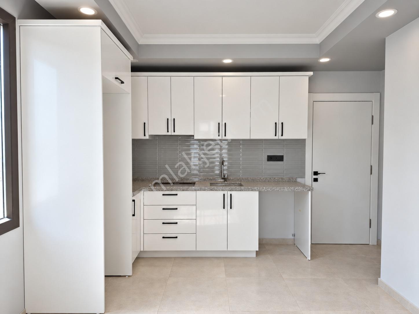 Umas Solutıon'dan Butik Apartman - Ara Kat - Geniş 1+1 Daire — fotoğraf 9