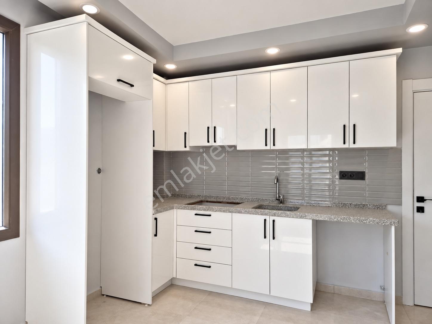 Umas Solutıon'dan Butik Apartman - Ara Kat - Geniş 1+1 Daire — fotoğraf 10