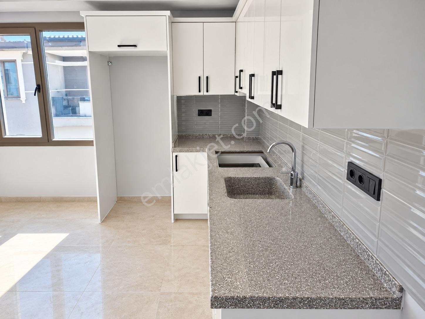 Umas Solutıon'dan Butik Apartman - Ara Kat - Geniş 1+1 Daire — fotoğraf 11