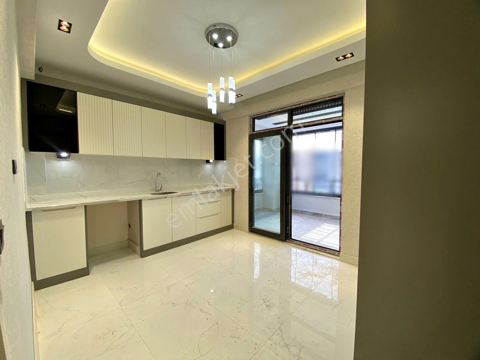 Fıstıklık'ta Sıfır! Kat Seçenekli Çift Banyo Şık Tasarımıyla 2+1 — fotoğraf 2