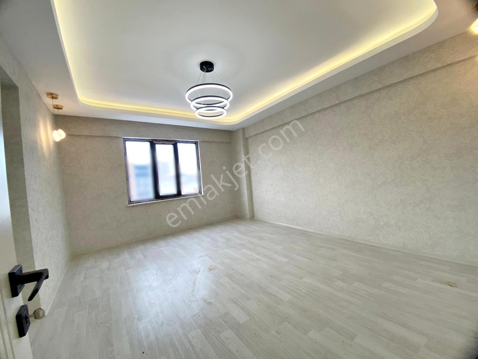 Fıstıklık'ta Sıfır! Kat Seçenekli Çift Banyo Şık Tasarımıyla 2+1 — fotoğraf 8