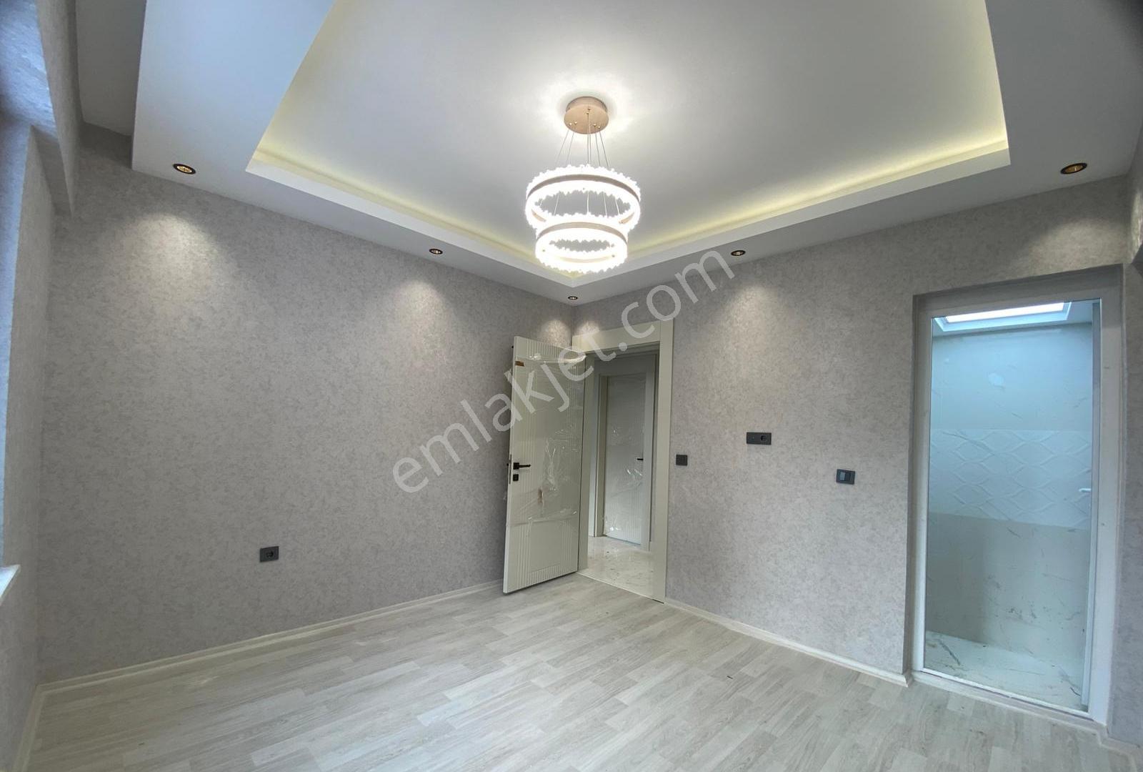 Fıstıklık'ta Sıfır! Kat Seçenekli Çift Banyo Şık Tasarımıyla 2+1 — fotoğraf 12