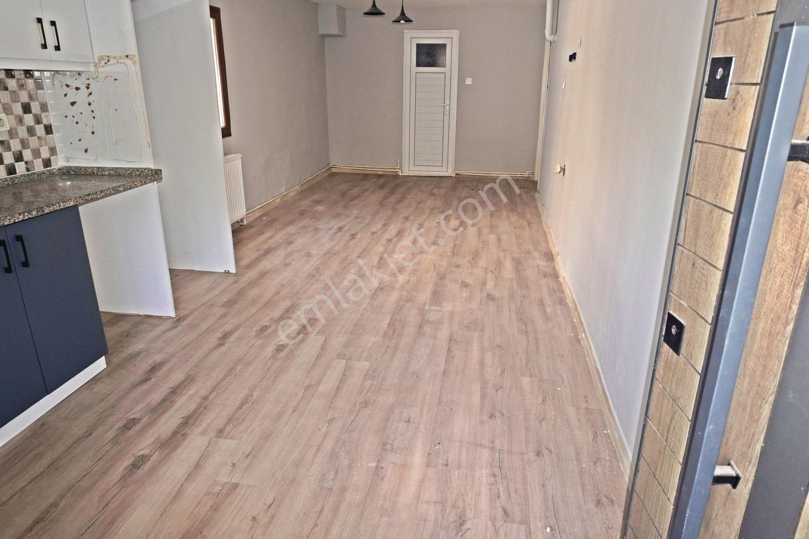 Evka 2 De Satılık 3+1 Çift Mutfaklı+çift Banyolu Çiğliserkan Dan — fotoğraf 2