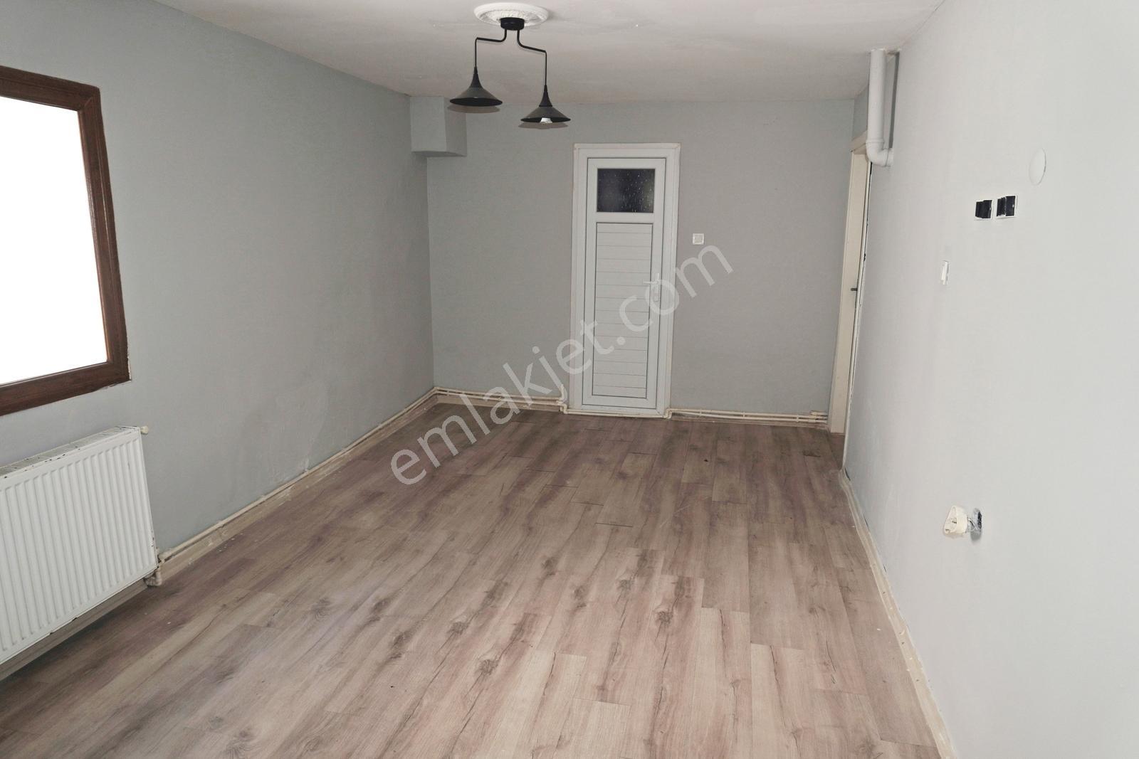 Evka 2 De Satılık 3+1 Çift Mutfaklı+çift Banyolu Çiğliserkan Dan — fotoğraf 9