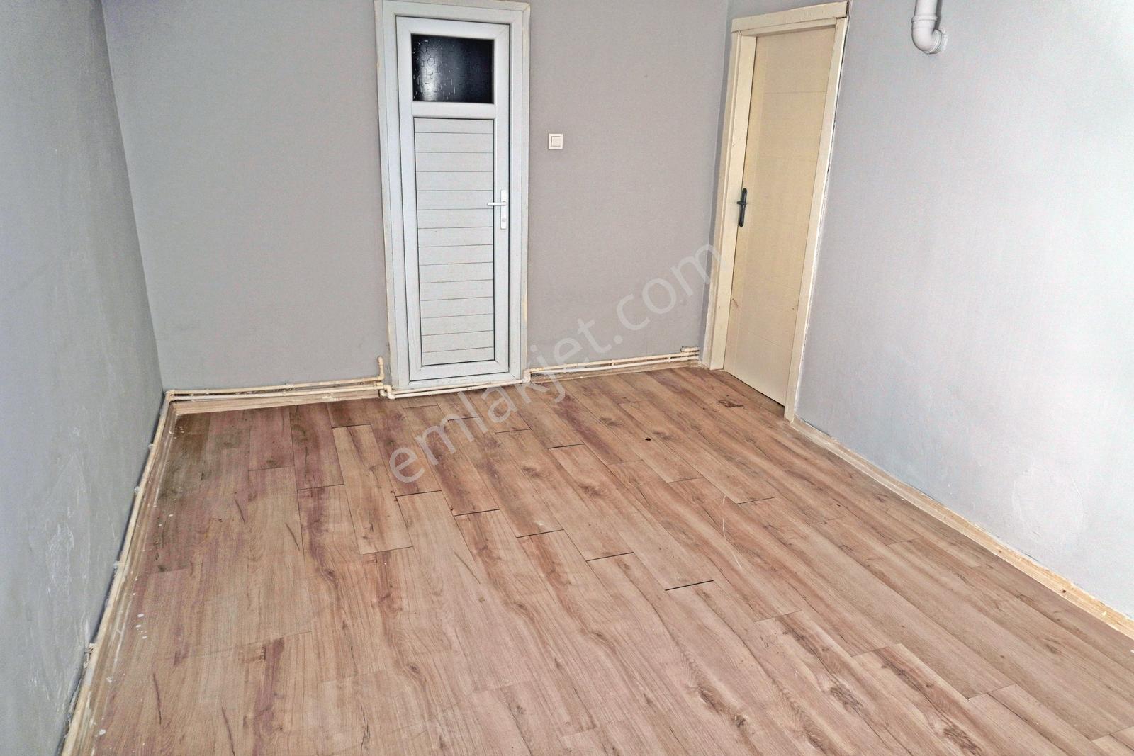 Evka 2 De Satılık 3+1 Çift Mutfaklı+çift Banyolu Çiğliserkan Dan — fotoğraf 10