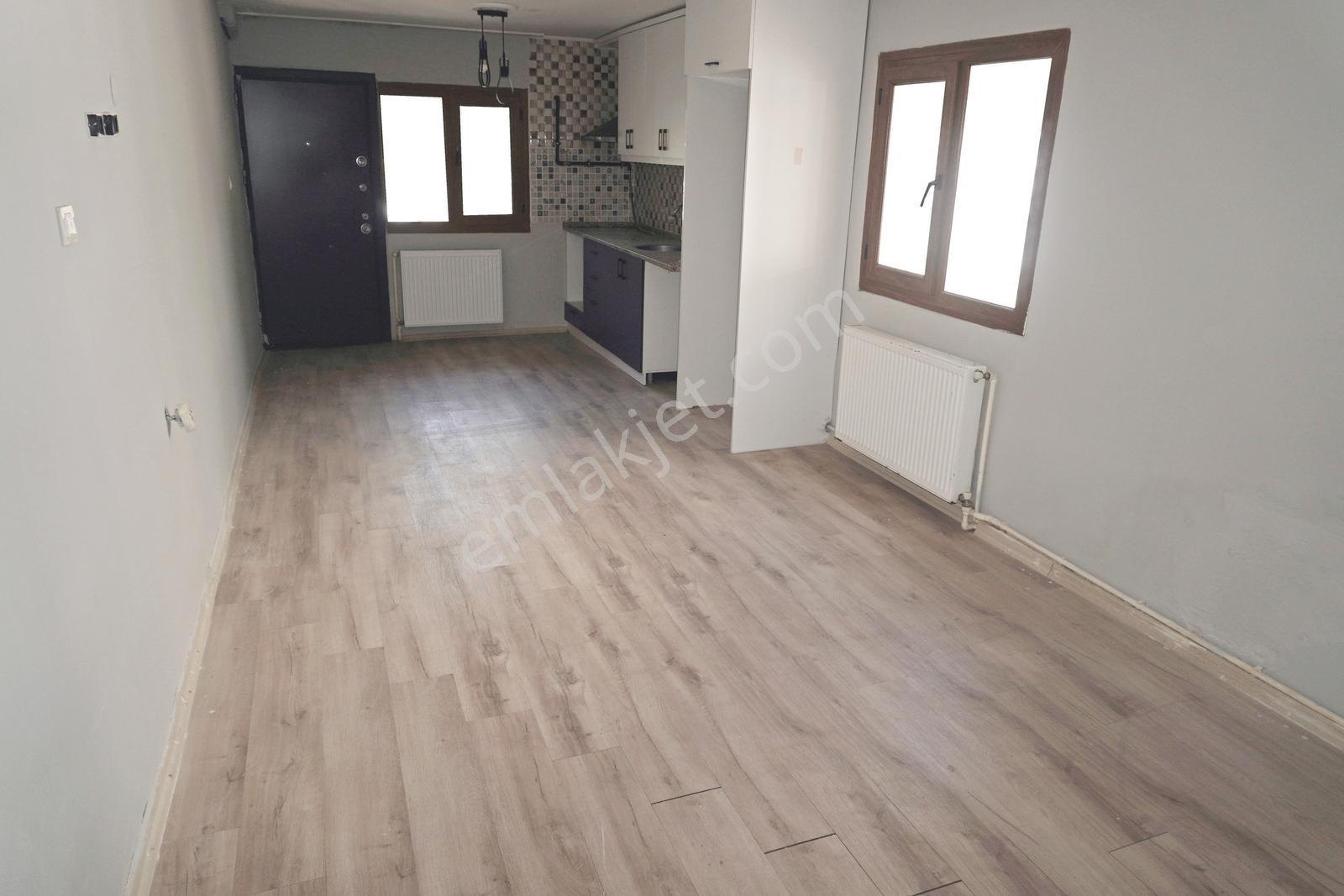 Evka 2 De Satılık 3+1 Çift Mutfaklı+çift Banyolu Çiğliserkan Dan — fotoğraf 11