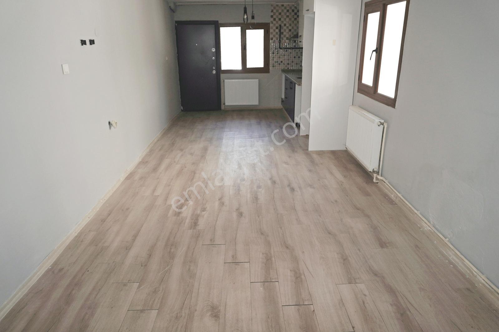 Evka 2 De Satılık 3+1 Çift Mutfaklı+çift Banyolu Çiğliserkan Dan — fotoğraf 12