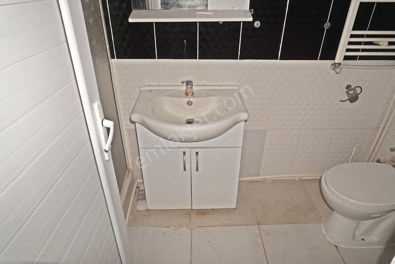 Evka 2 De Satılık 3+1 Çift Mutfaklı+çift Banyolu Çiğliserkan Dan — fotoğraf 14