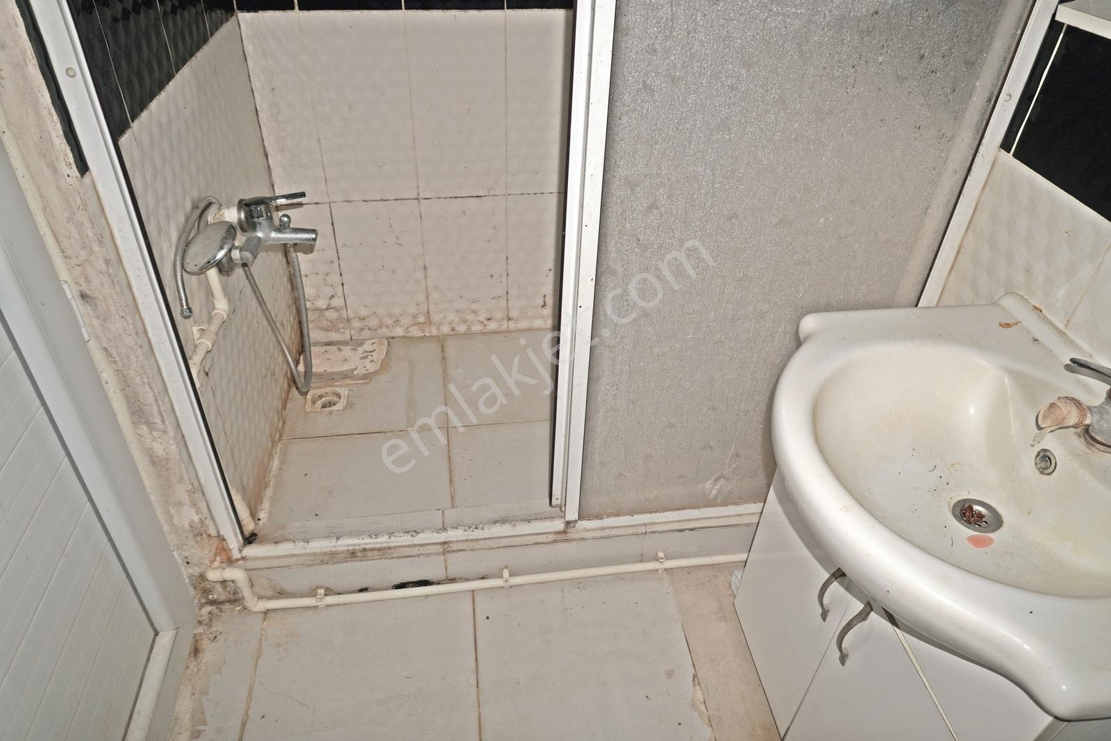 Evka 2 De Satılık 3+1 Çift Mutfaklı+çift Banyolu Çiğliserkan Dan — fotoğraf 16