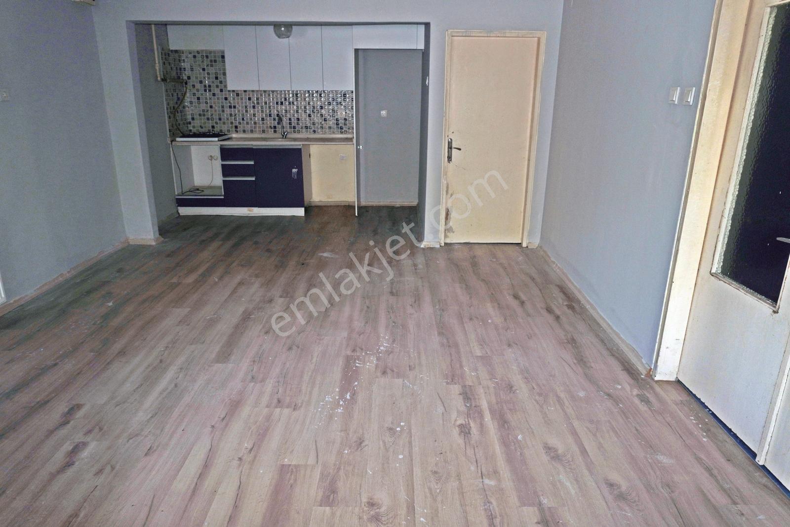 Evka 2 De Satılık 3+1 Çift Mutfaklı+çift Banyolu Çiğliserkan Dan — fotoğraf 17